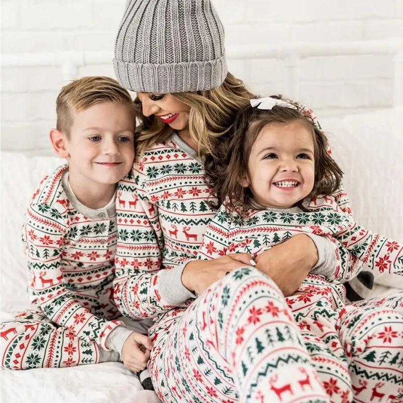 2023 Christmas Family Matching Pajamas New Year Xmas Father Mother Kids Baby Clothes Set Dad Mom And Daughter Son Pyjamas Outfit