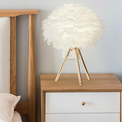 LED Feather Bedside Table Lamp Elegant Bedroom Living Room Desktop Nightstand Decoration Romantic Night Light for Home Decor