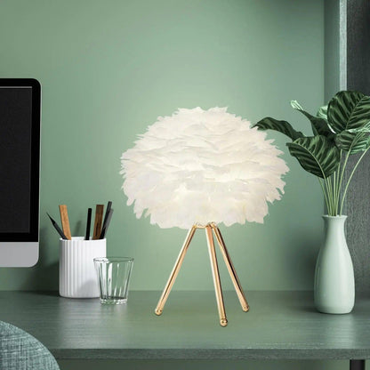 LED Feather Bedside Table Lamp Elegant Bedroom Living Room Desktop Nightstand Decoration Romantic Night Light for Home Decor