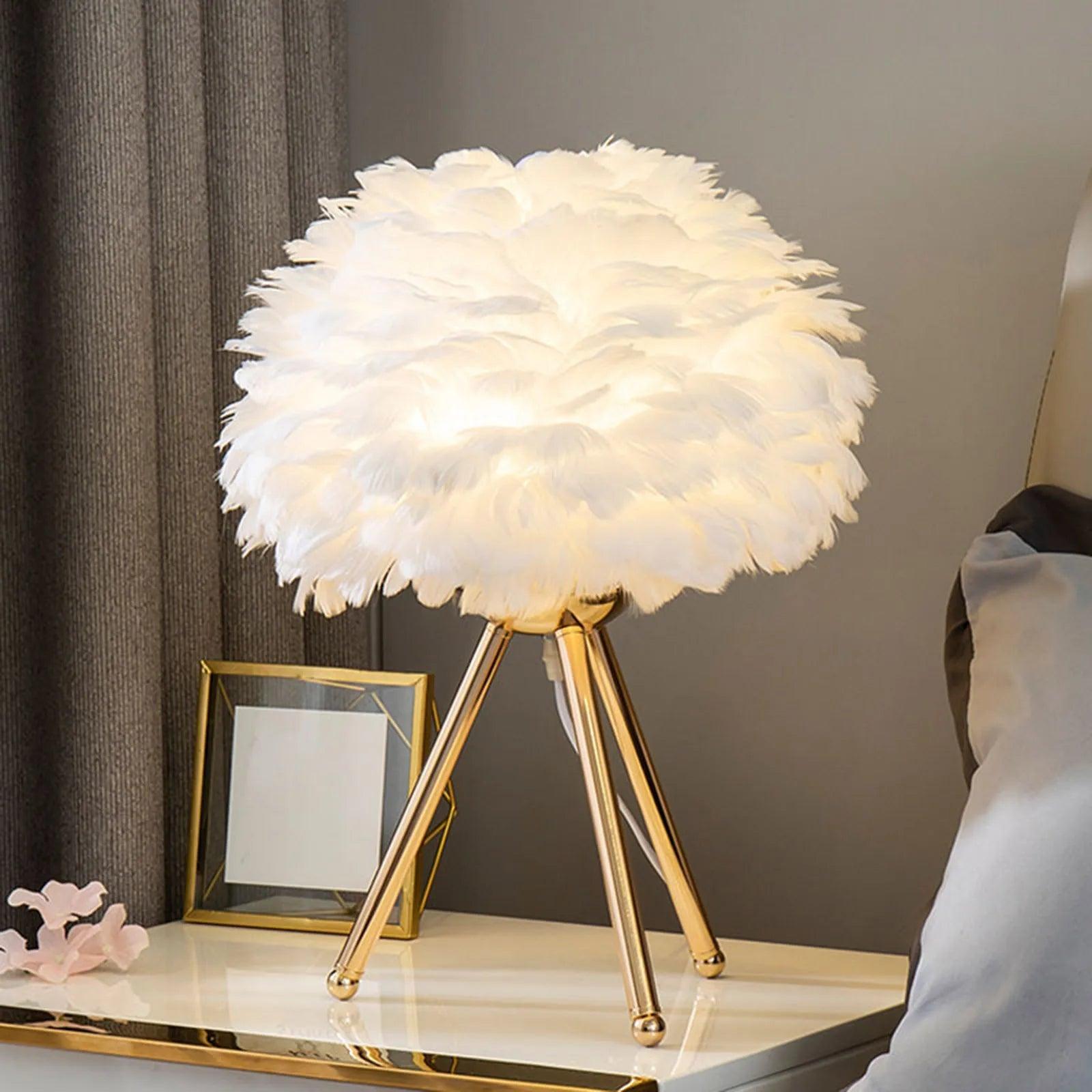 LED Feather Bedside Table Lamp Elegant Bedroom Living Room Desktop Nightstand Decoration Romantic Night Light for Home Decor