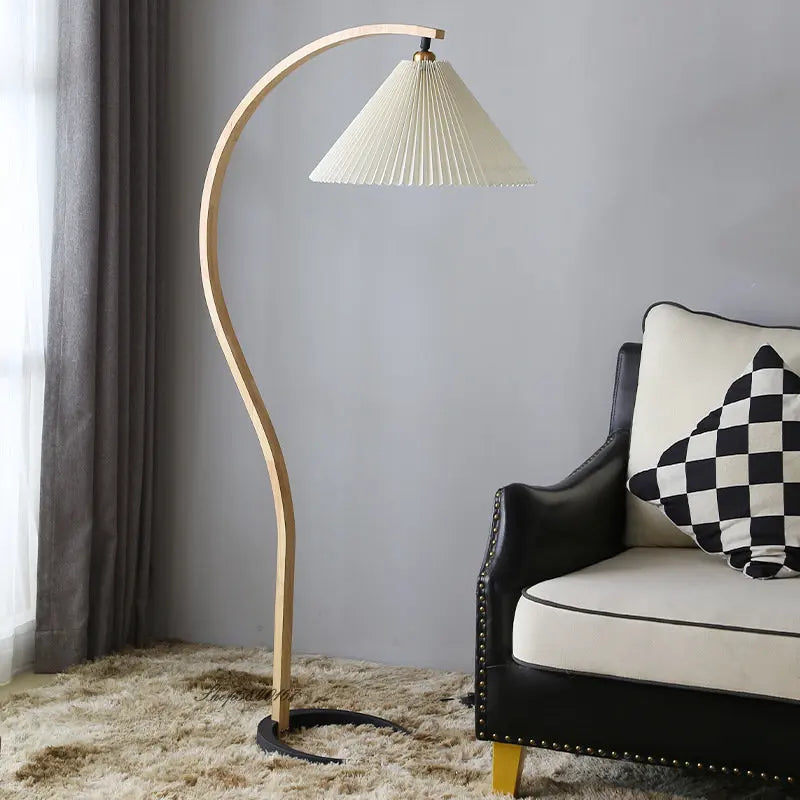 Modern Living Room LED Floor Lamp American Retro Pleated Standing Light Luxury Bedroom Bedside Lamp Chinese Creative Floor Lamps