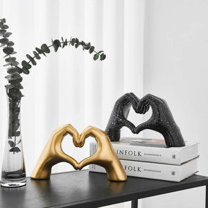 Nordic Creative Heart Gesture Sculpture Resin Abstract Hand Love Statue Figurines Wedding Home Living Room Desktop Decoration